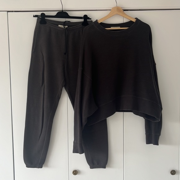 NA NIN Sweatsuit - Picture 6 of 8